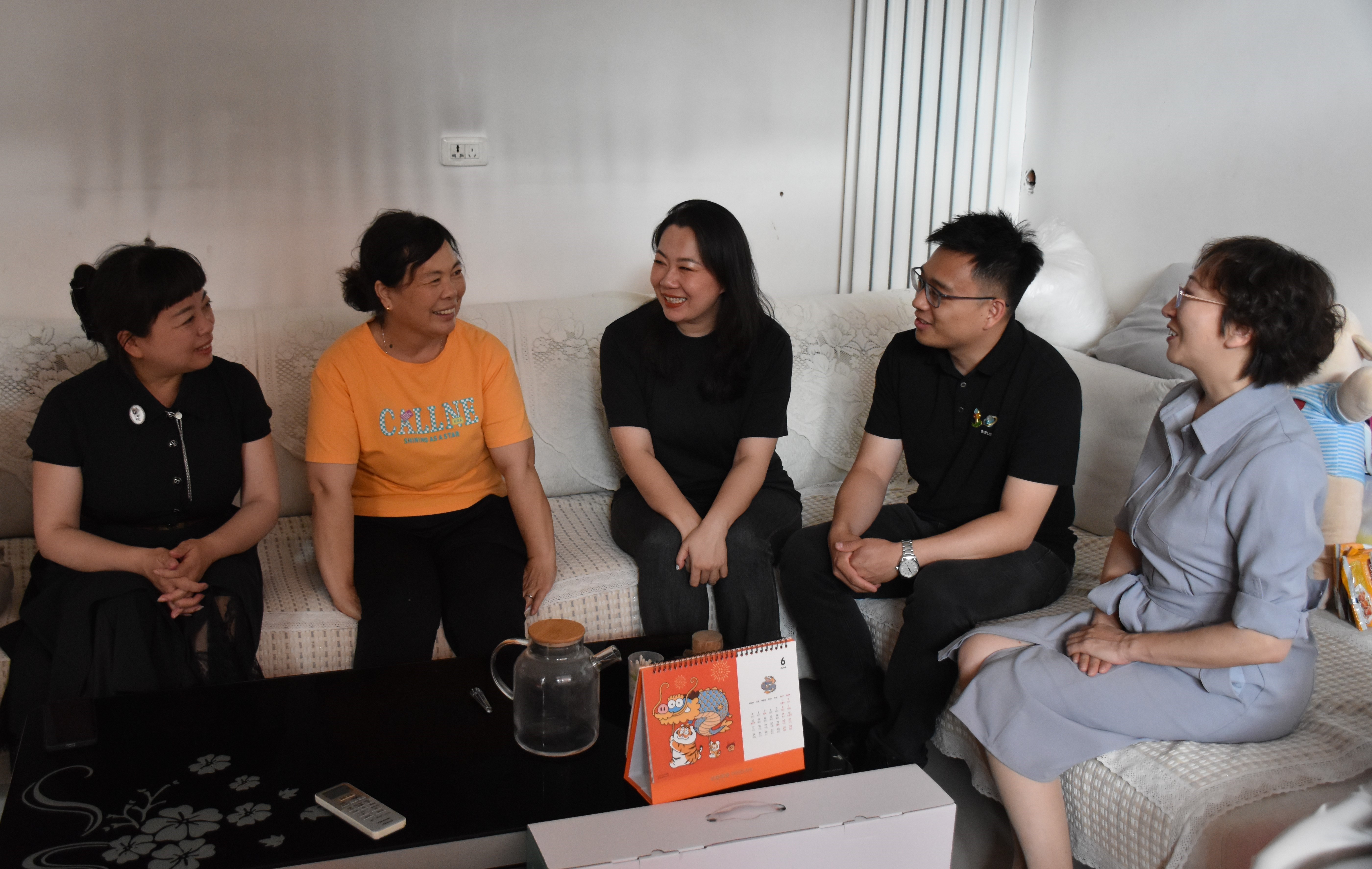 qy球友会公益送温暖:6载慈善 660名单亲母亲受益 qy球友会公益送温暖:6载慈善 660名单亲母亲受益