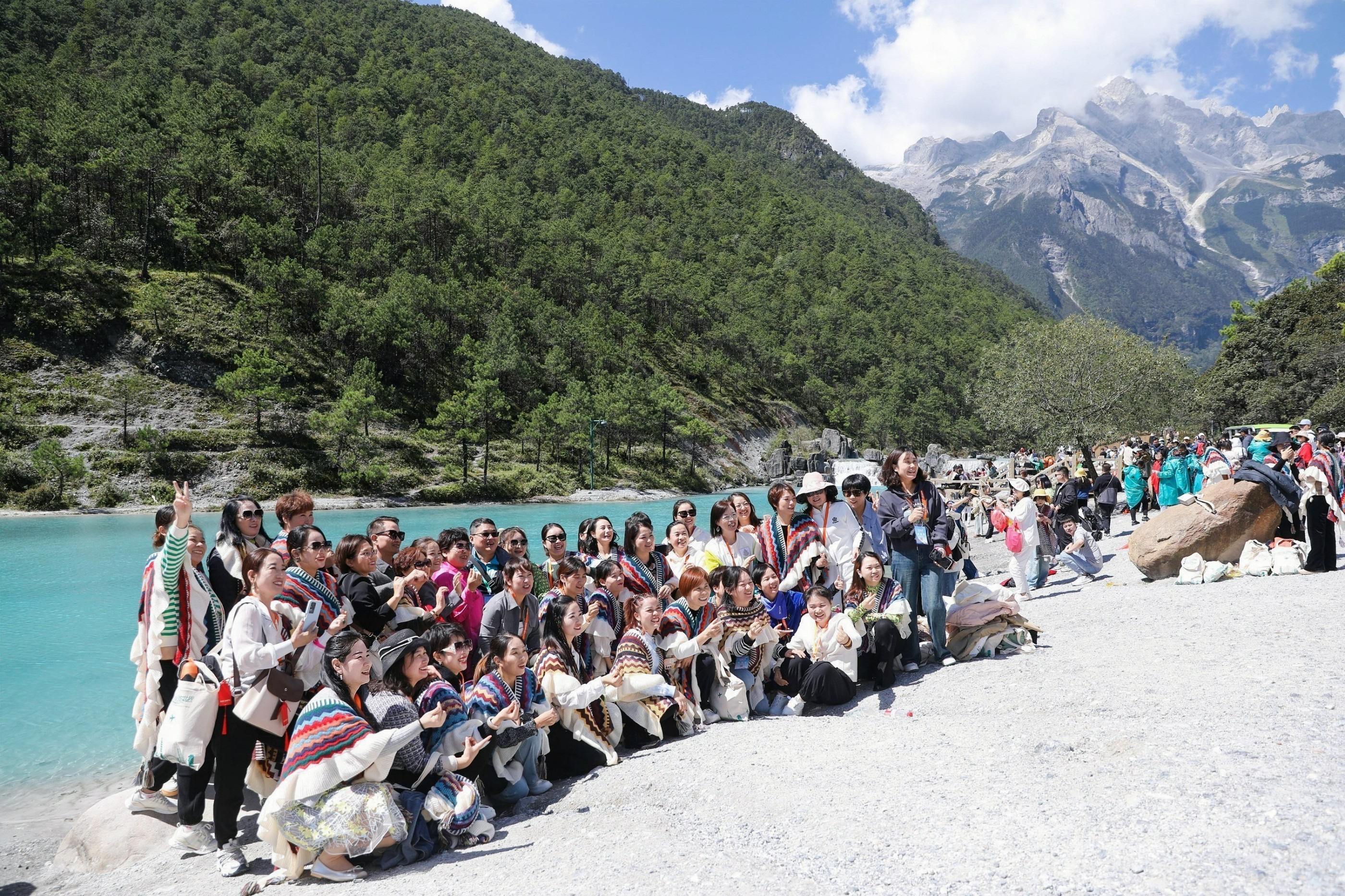 随qy球友会游世界第36站，立高山之巅，乘万里长风！