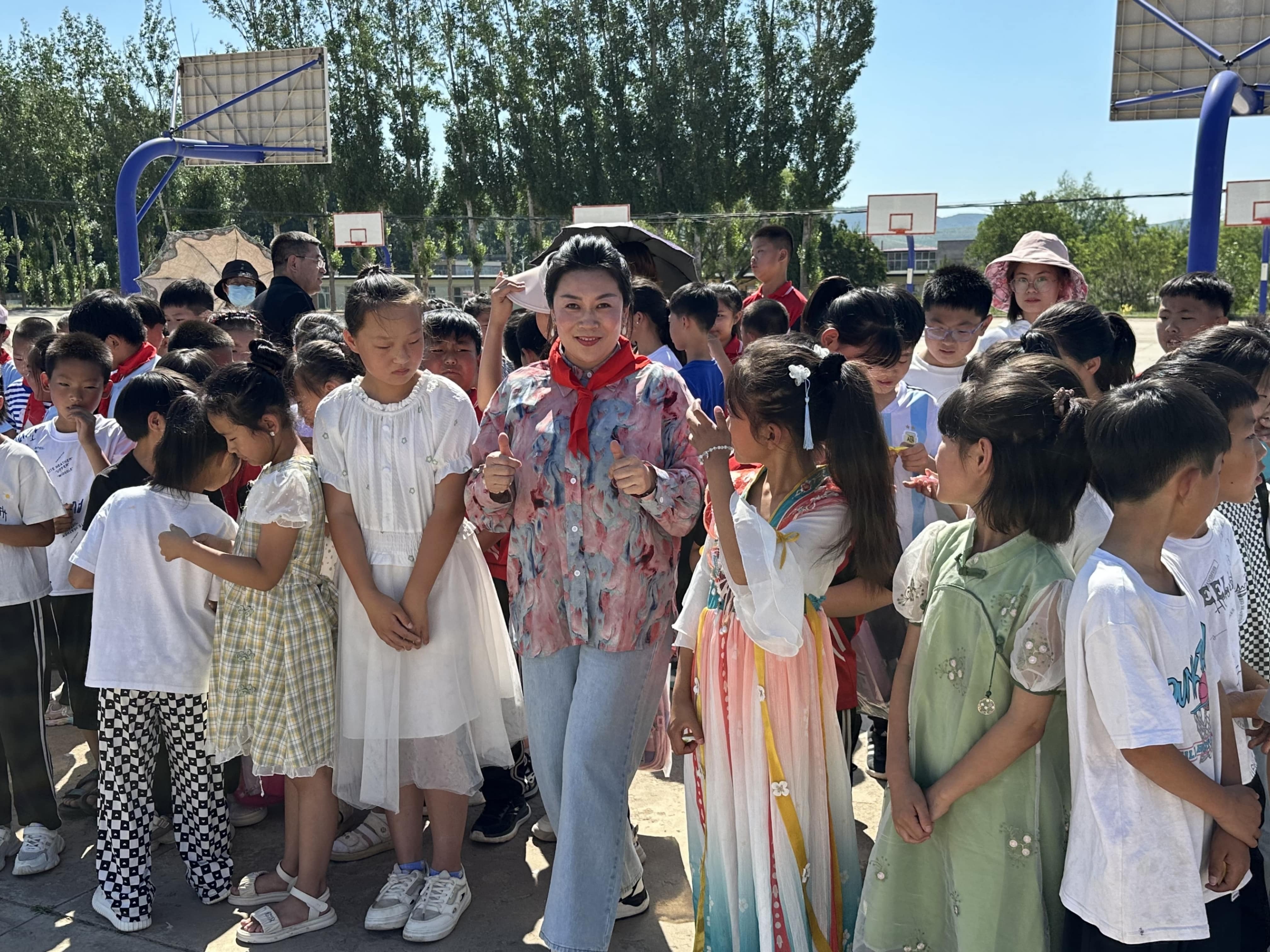 让爱延续,从未间断 | qy球友会公益季暖心回访 让爱延续,从未间断 | qy球友会公益季暖心回访