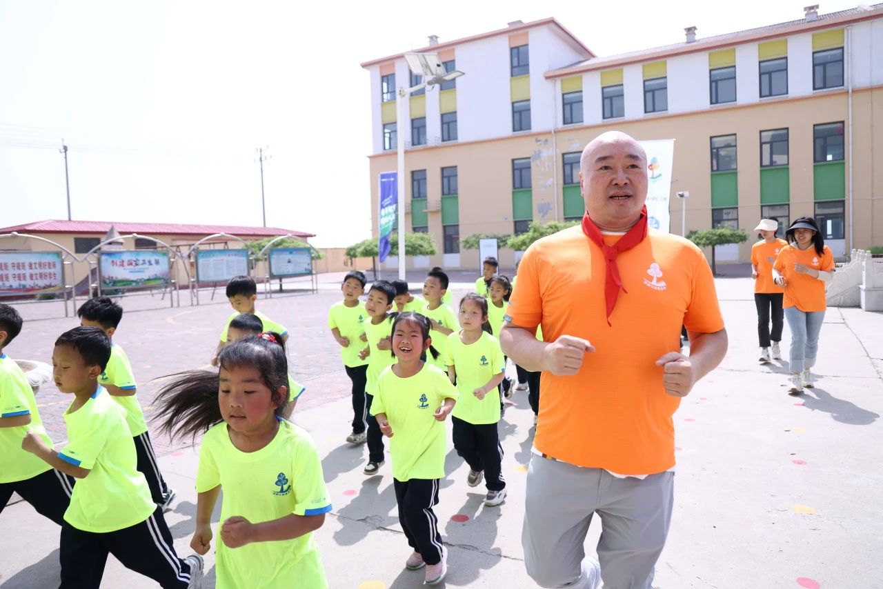 第248所 天津市静海区赵官屯镇qy球友会韩亚会小学 第248所 天津市静海区赵官屯镇qy球友会韩亚会小学