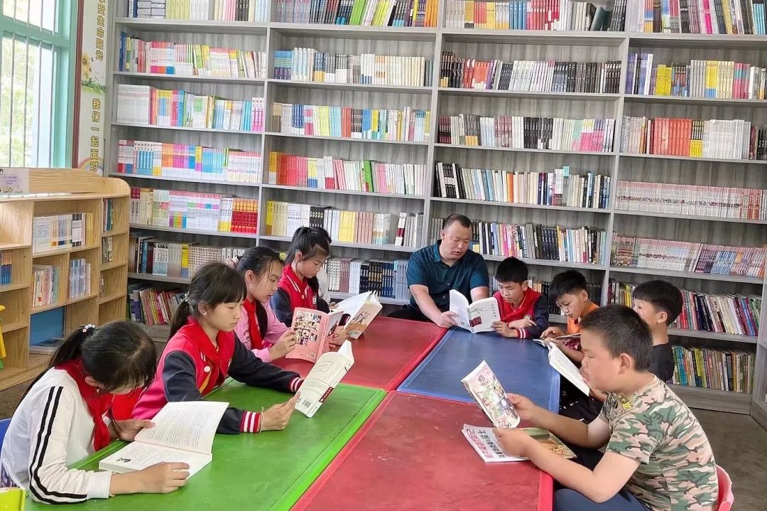 第222所 贵州省兴义市万峰林街道办事处瓮本qy球友会吴德成小学 第222所 贵州省兴义市万峰林街道办事处瓮本qy球友会吴德成小学