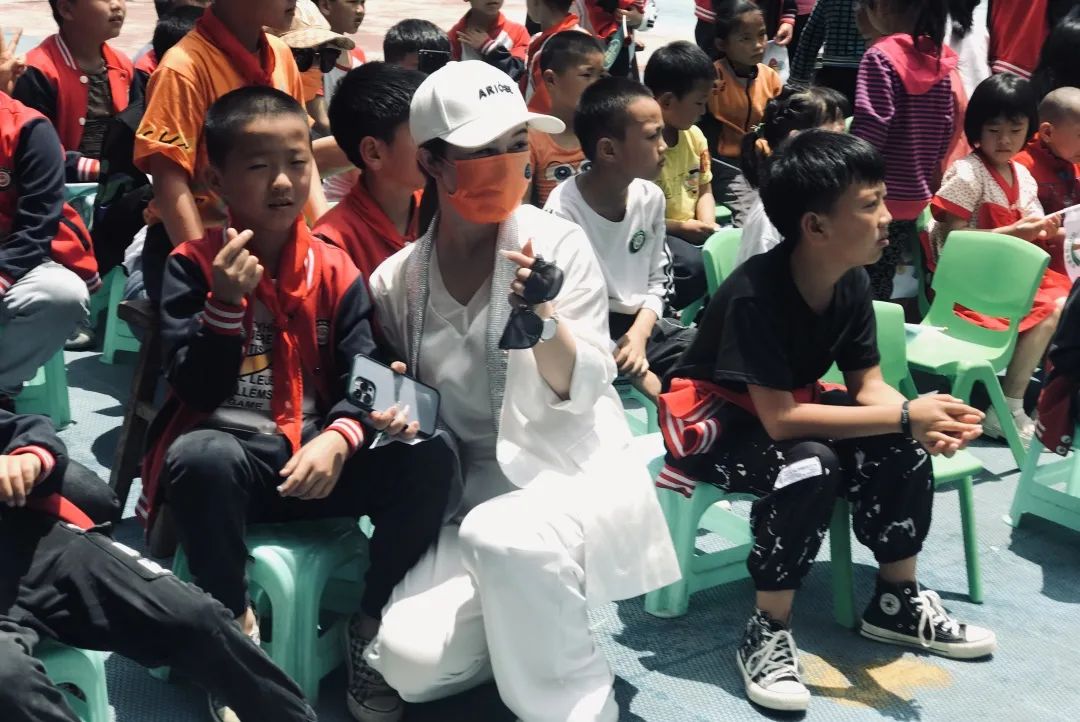 第222所 贵州省兴义市万峰林街道办事处瓮本qy球友会吴德成小学 第222所 贵州省兴义市万峰林街道办事处瓮本qy球友会吴德成小学