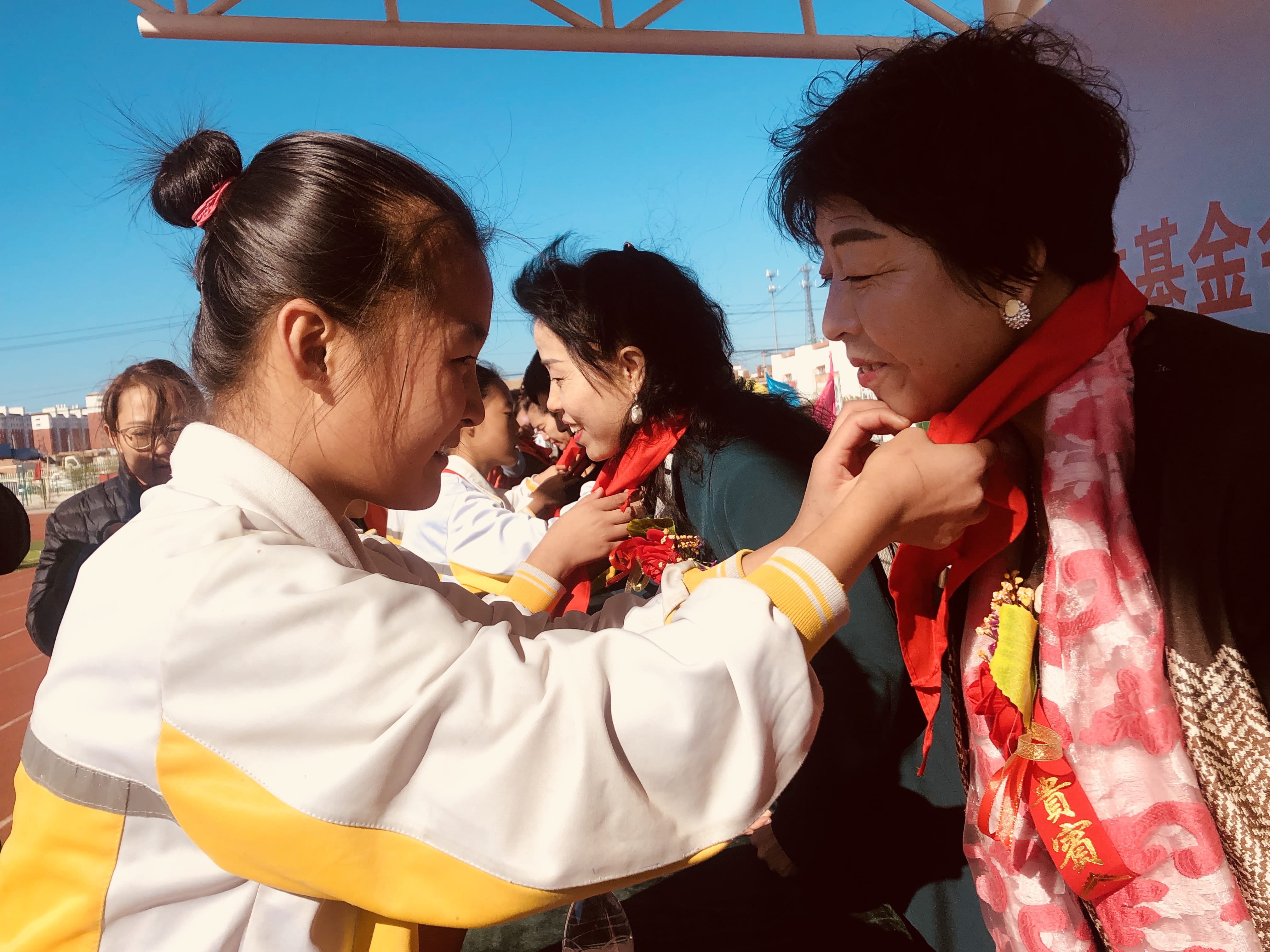 第175所 包头市东河区河东qy球友会舒丽琴学校 第175所 包头市东河区河东qy球友会舒丽琴学校